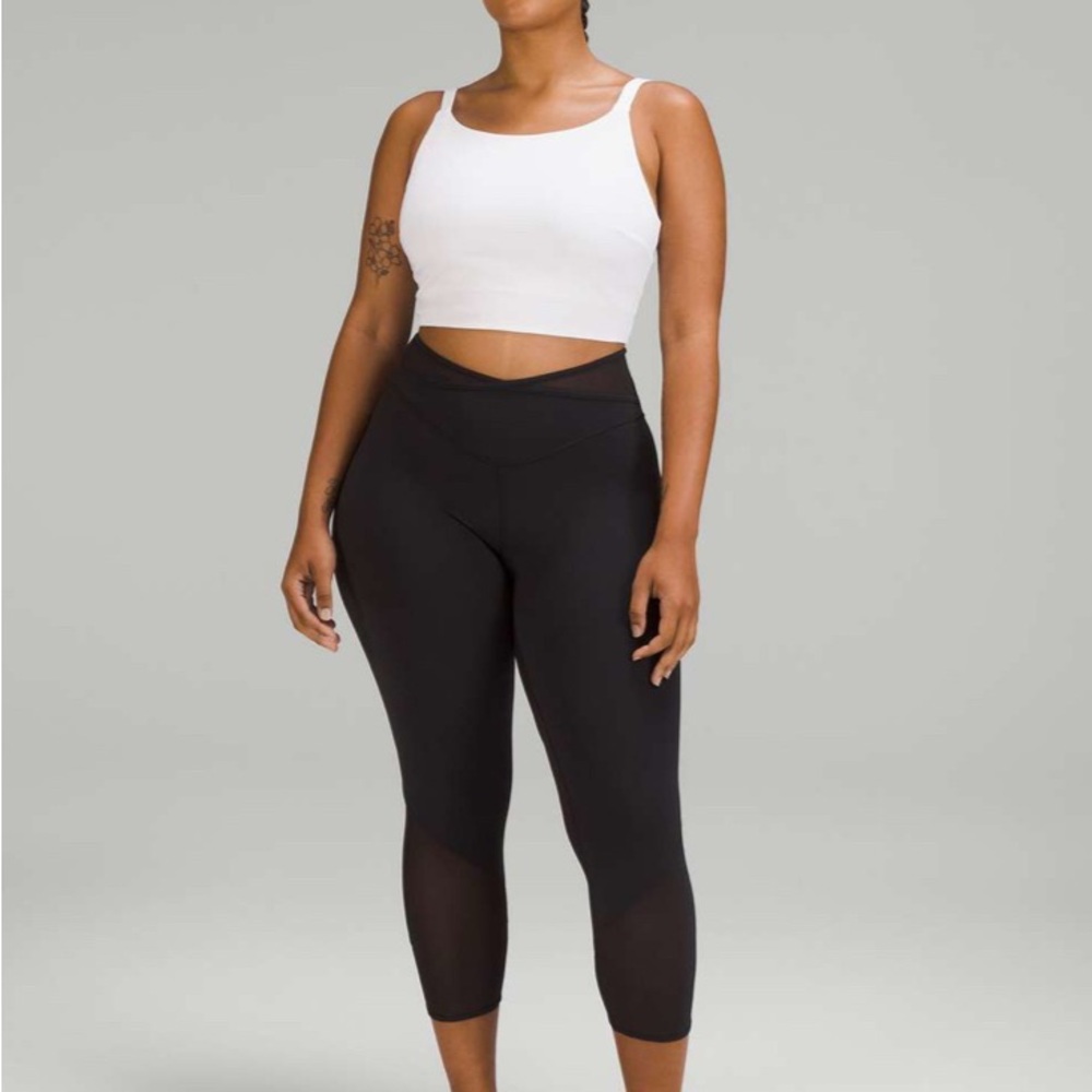 Lululemon Nulu and Crisscross Mesh High-Rise Crop 23"
Black